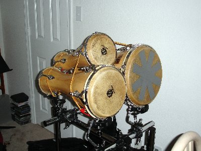 Batá rack.jpg