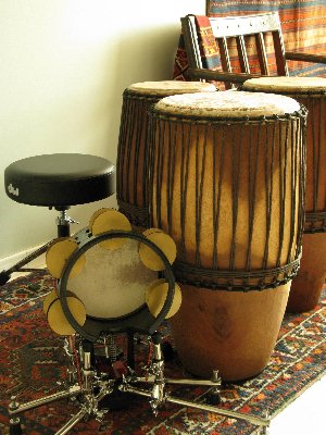 Drumskull Congas and Muzar 50%.jpg (369.96 KiB) Viewed 3001 times Drumskull Congas and Muzar 50%.jpg