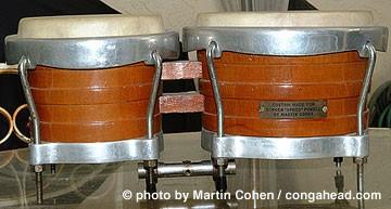 l_19926e66acb2492e92fa5e6493debf7f[1].jpg