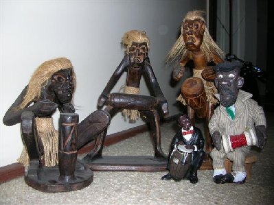 post-5-60355-Mu_equitos.JPG