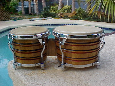Skin_on_Skin_oak_bongos.jpg