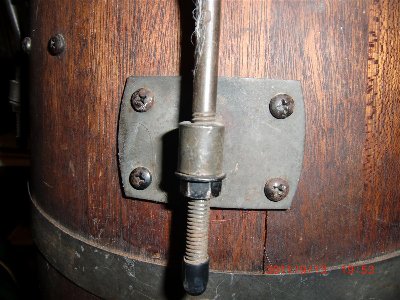 LUG BOLT.JPG